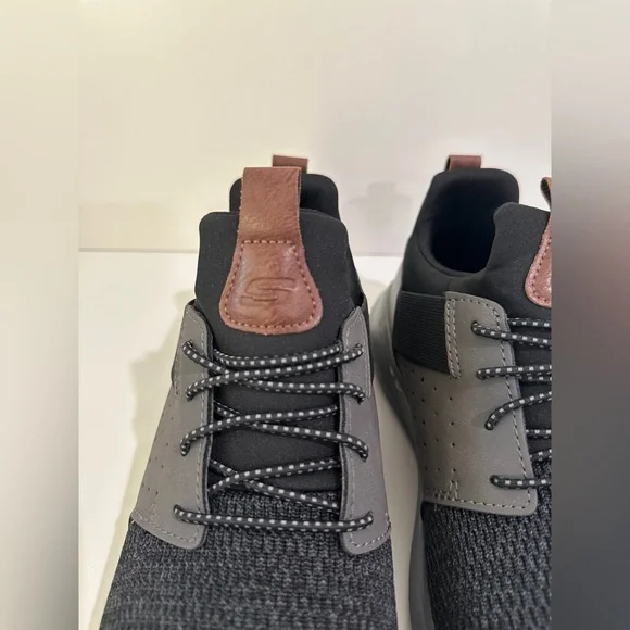 Skechers Delson 3.0 Cicada Slip-On Sneaker men. NWT size 9 - Picture 5 of 10